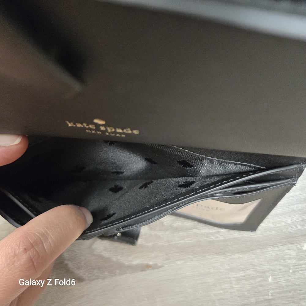 Kate Spade New York Black Leather Wristlet Wallet Zip Around Organizer NWT - Picture 7 of 11